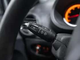 Opel Corsa (2010) thumbnail 29