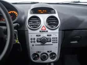 Opel Corsa (2010) thumbnail 45