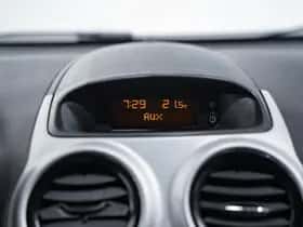 Opel Corsa (2010) thumbnail 48