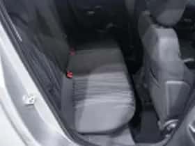 Opel Corsa (2010) thumbnail 89