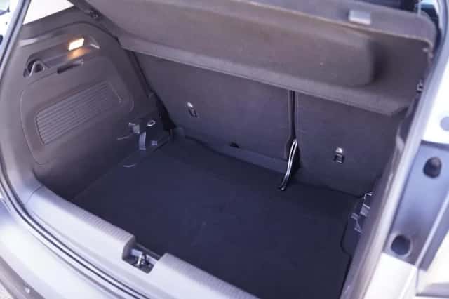 Opel Crossland (2021) thumbnail 116