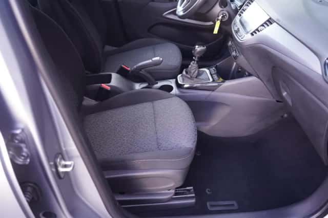 Opel Crossland (2021) thumbnail 134