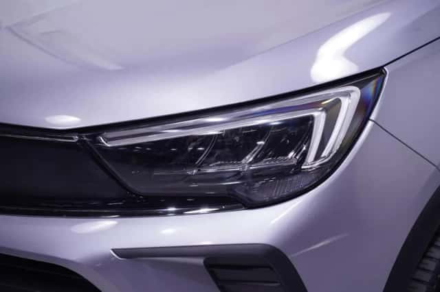 Opel Crossland (2021) thumbnail 18
