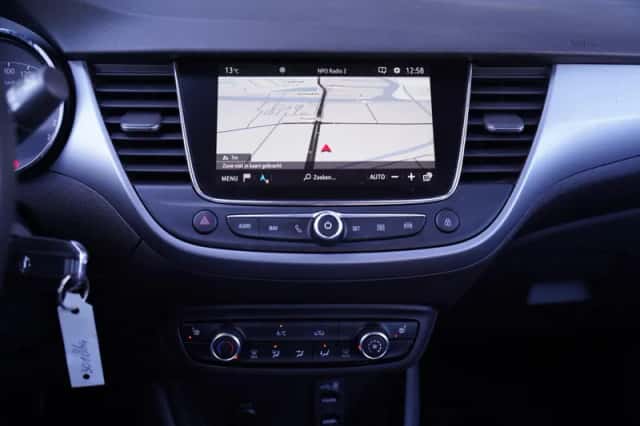 Opel Crossland (2021) thumbnail 40