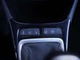 Opel Crossland (2021) thumbnail 91