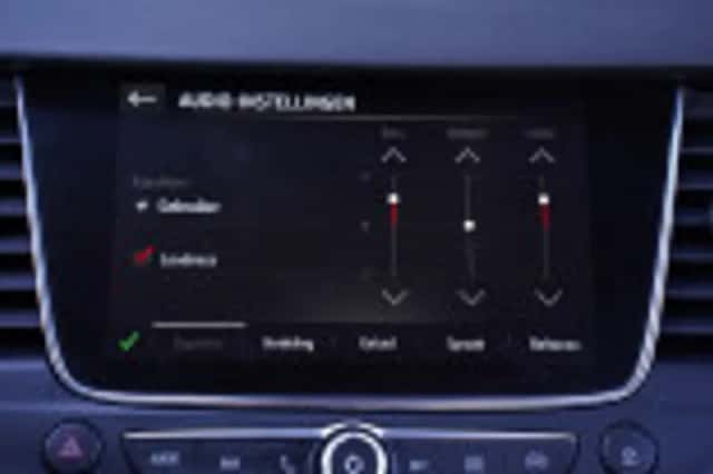 Opel Crossland (2021) thumbnail 99