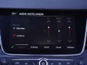 Opel Crossland (2021) thumbnail 99