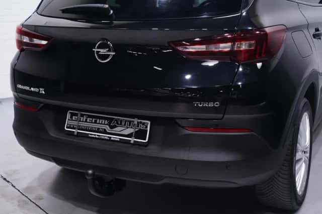 Opel Grandland X (2018) thumbnail 116