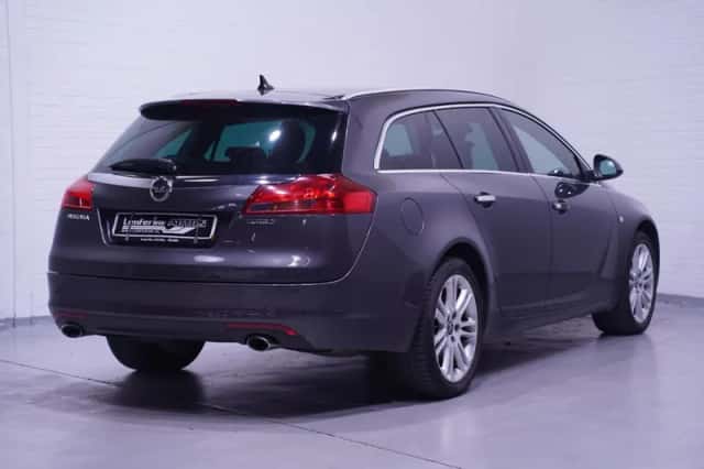 Opel Insignia (2010) thumbnail 5