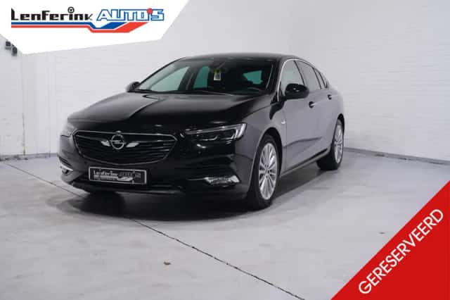 Opel Insignia (2018) thumbnail 2