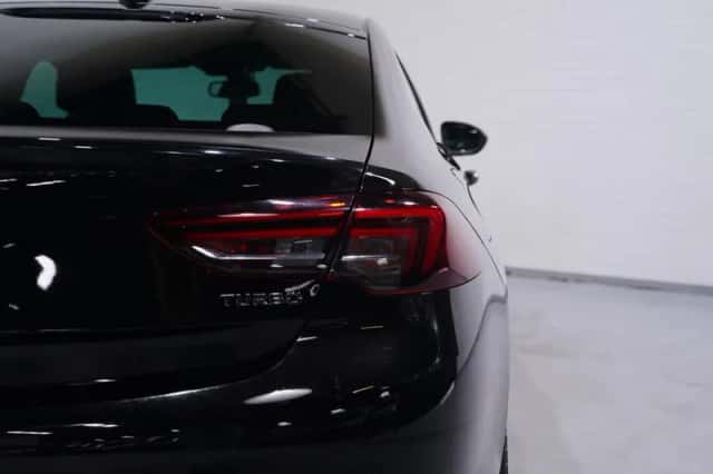 Opel Insignia (2018) thumbnail 108