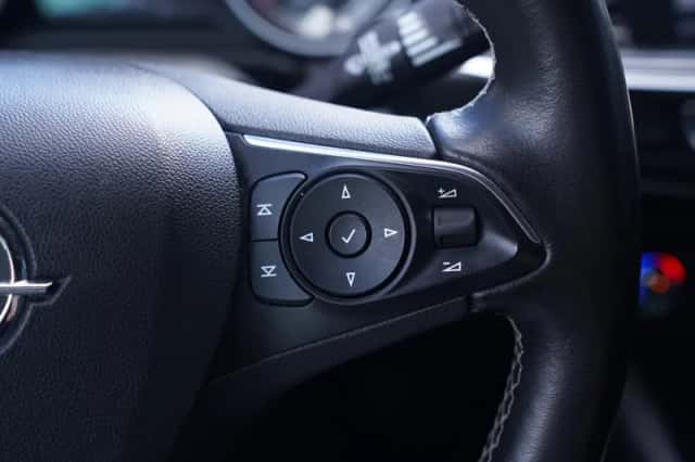 Opel Insignia (2018) thumbnail 123