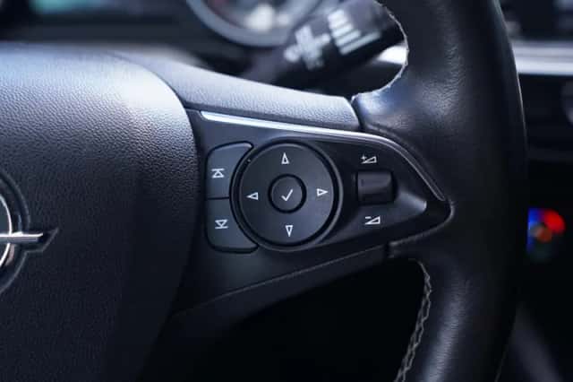 Opel Insignia (2018) thumbnail 25