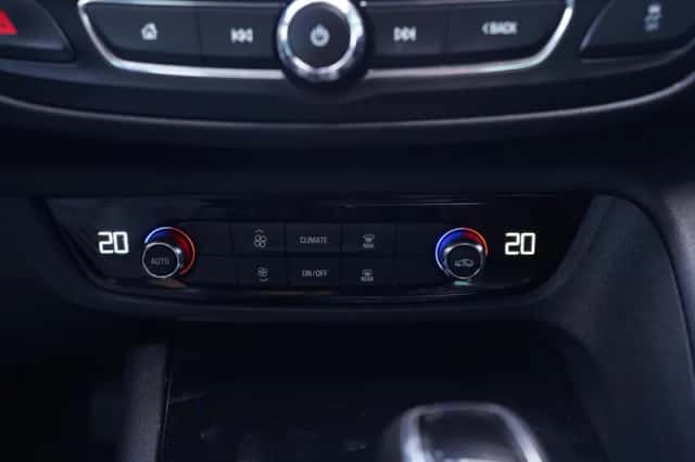Opel Insignia (2018) thumbnail 31