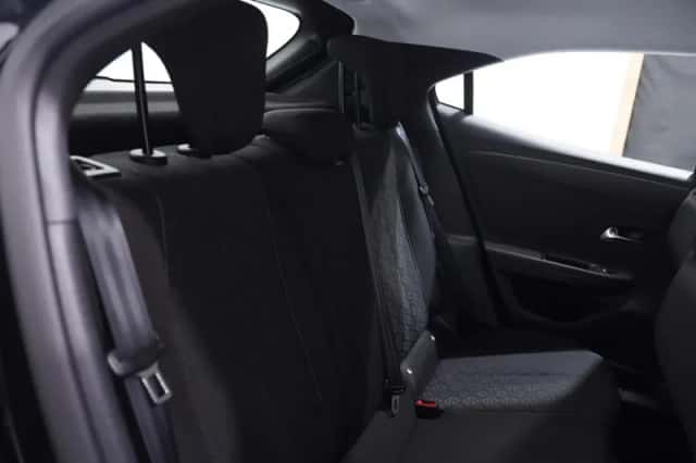 Opel Mokka (2022) thumbnail 133