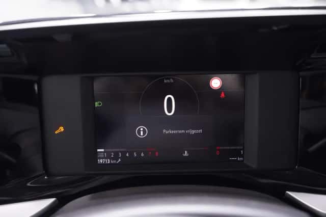 Opel Mokka (2022) thumbnail 142