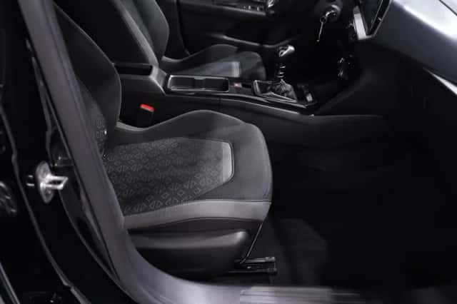 Opel Mokka (2022) thumbnail 30