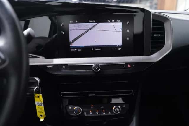 Opel Mokka (2022) thumbnail 41