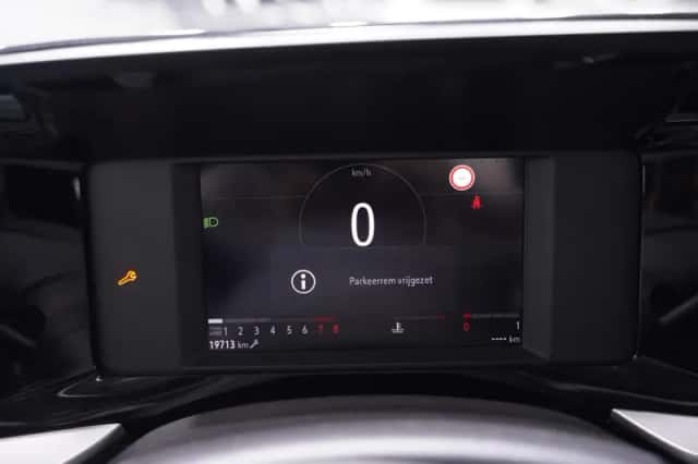 Opel Mokka (2022) thumbnail 42