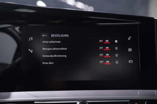 Opel Mokka (2022) thumbnail 45