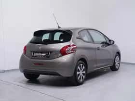 Peugeot 208 (2013) thumbnail 6