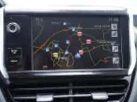 Peugeot 208 (2013) thumbnail 72