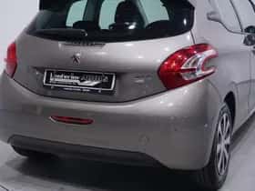 Peugeot 208 (2013) thumbnail 98