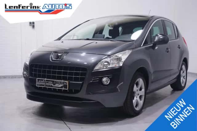 Peugeot 3008 (2012) thumbnail 2