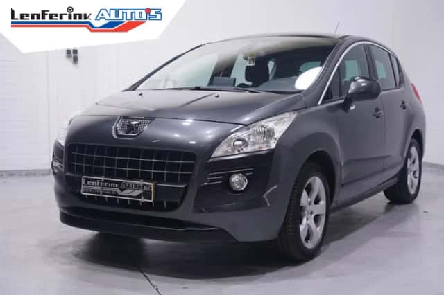 Peugeot 3008 (2012) thumbnail 2