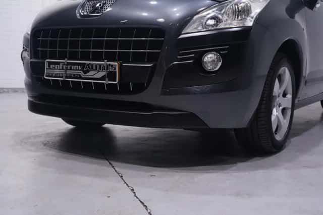 Peugeot 3008 (2012) thumbnail 6