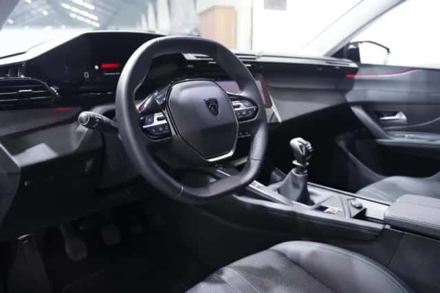 Peugeot 308 (2022) thumbnail 120