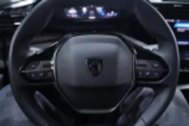 Peugeot 308 (2022) thumbnail 61