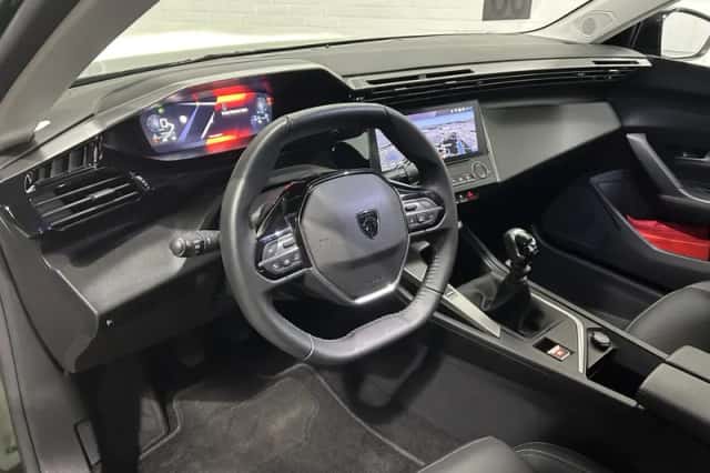Peugeot 308 (2022) thumbnail 113