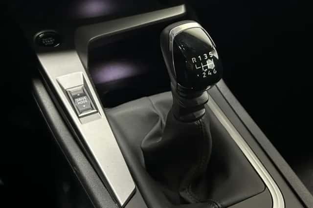 Peugeot 308 (2022) thumbnail 126