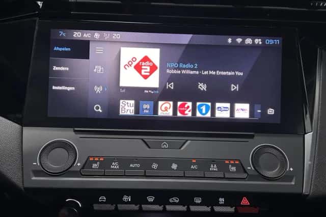 Peugeot 308 (2022) thumbnail 137