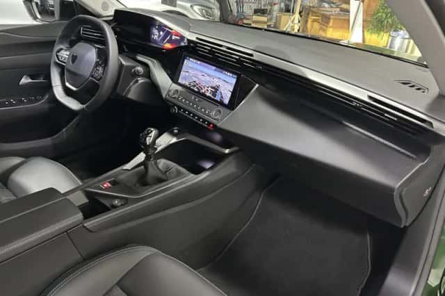 Peugeot 308 (2022) thumbnail 21