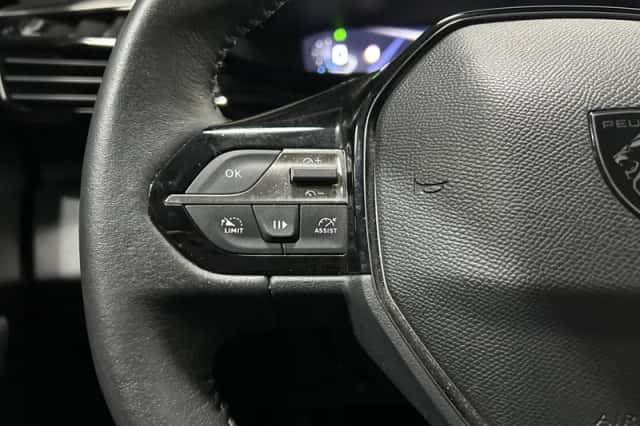 Peugeot 308 (2022) thumbnail 36