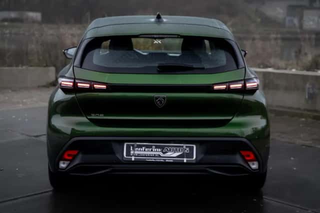 Peugeot 308 (2022) thumbnail 8