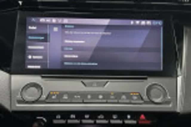 Peugeot 308 (2022) thumbnail 89