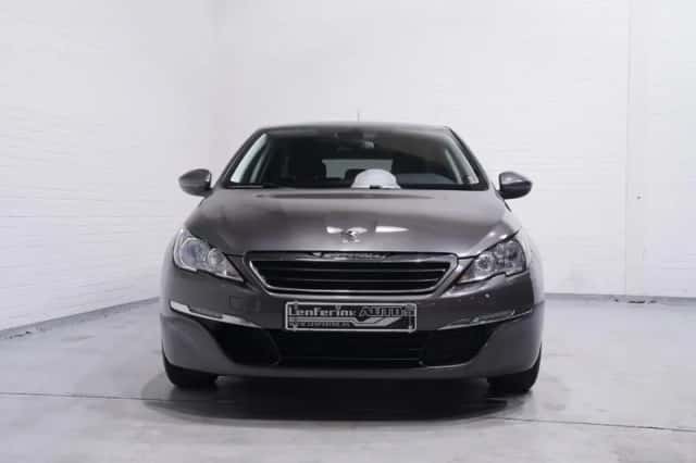 Peugeot 308 (2016) thumbnail 3
