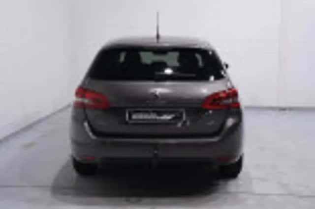 Peugeot 308 (2016) thumbnail 32