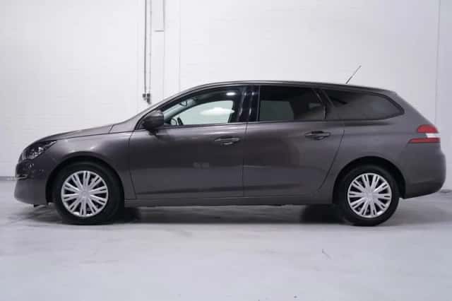 Peugeot 308 (2016) thumbnail 55