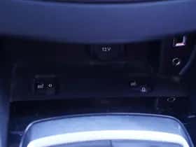 Peugeot 308 (2016) thumbnail 67