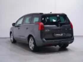 Peugeot 5008 (2011) thumbnail 45