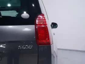 Peugeot 5008 (2011) thumbnail 90