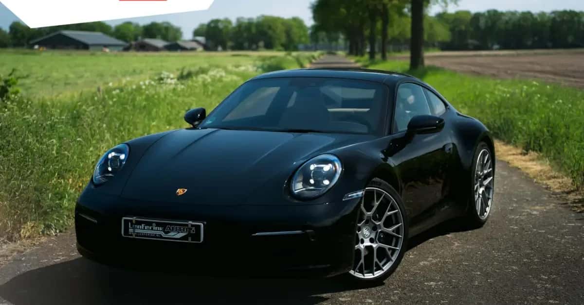 Porsche 911 (2023) — foto 1