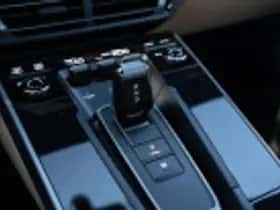 Porsche 911 (2023) thumbnail 130