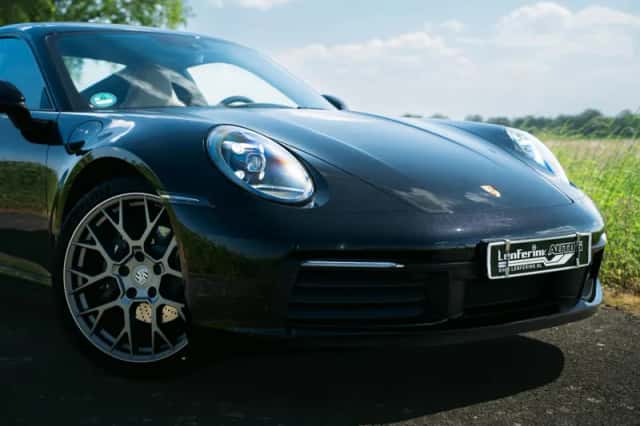 Porsche 911 (2023) thumbnail 147