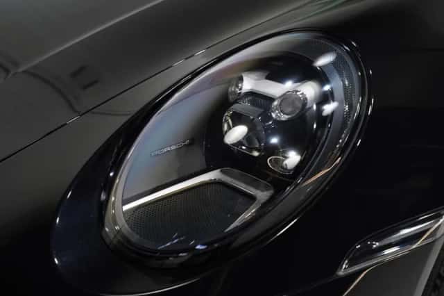 Porsche 911 (2023) thumbnail 149