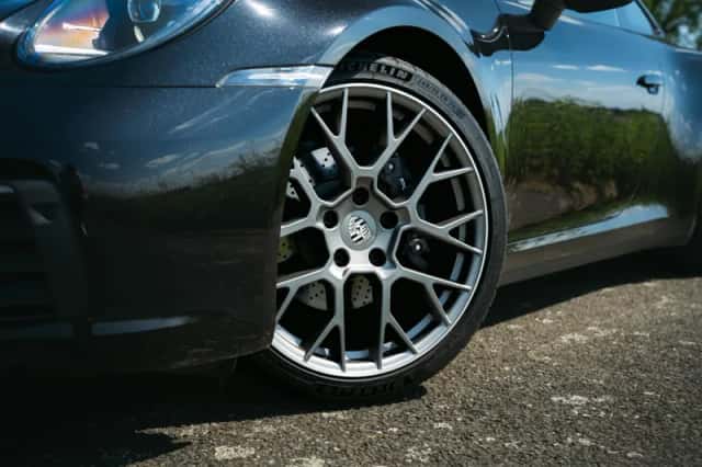Porsche 911 (2023) thumbnail 153